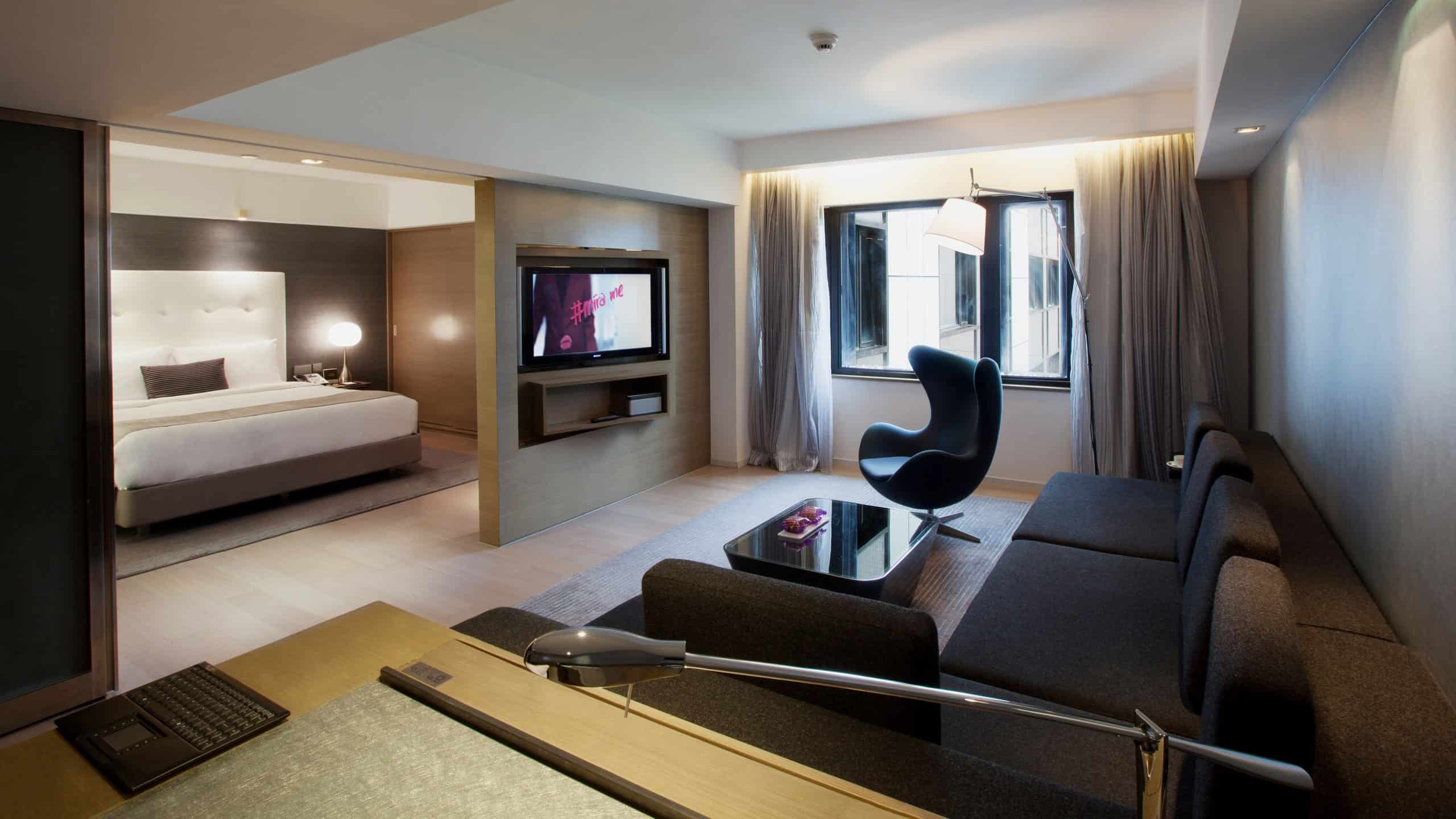 Mira Suite 70