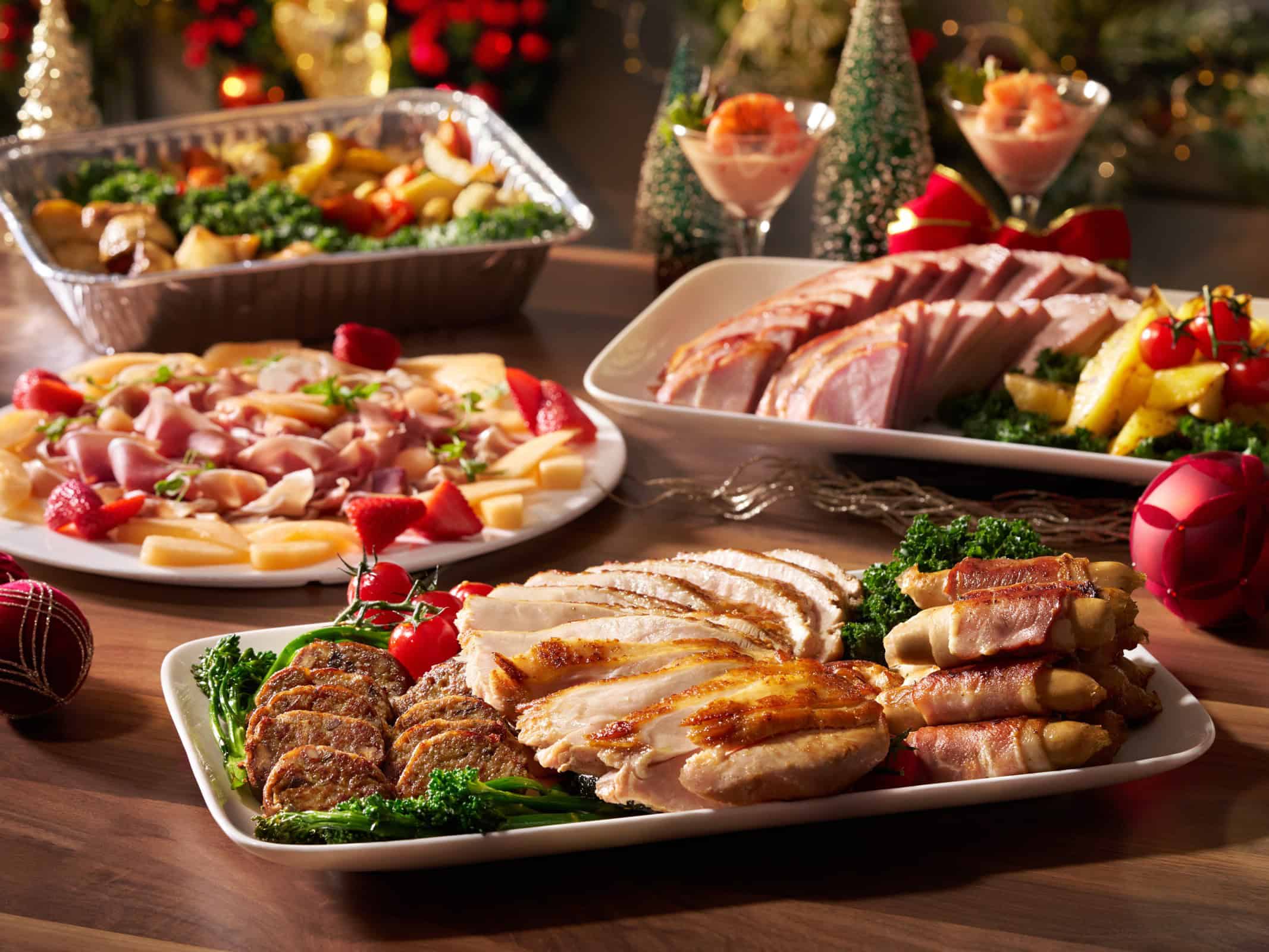 The Mira Hong Kong - Reindeer Express Christmas Dining Delivery - Roasted Turkey Carving