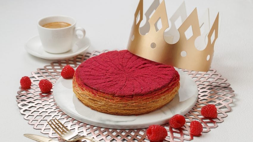 Framboise et Coconut Galette des Rois at The Mira Hong Kong available in January 2026 only at Cafe Patisserie COCO, Curated by Executive Pastry Chef Alexis Watrin
