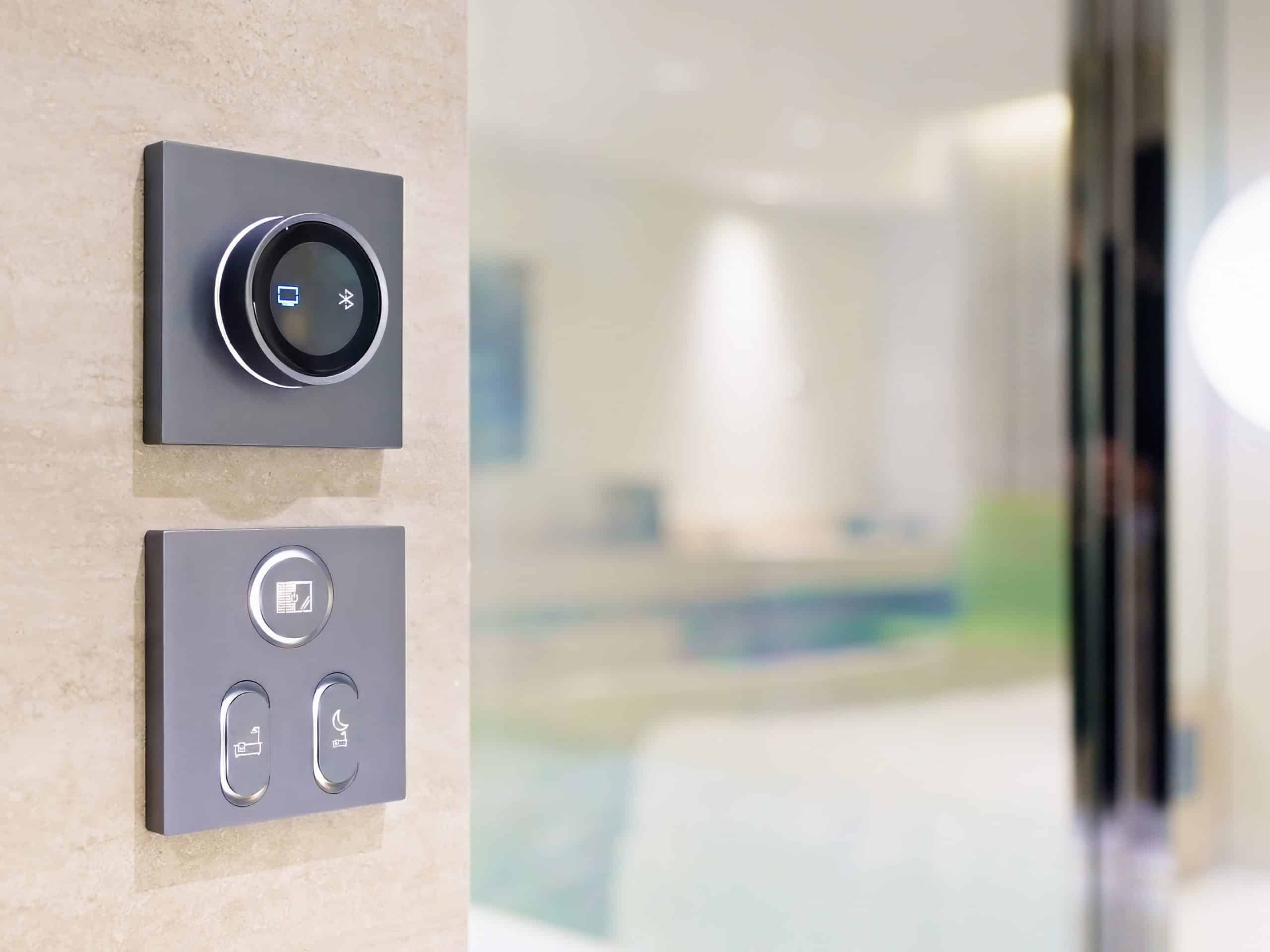 The Mira Hong Kong - Newly Refurbished Hotel Rooms with Intuitive Room Controls