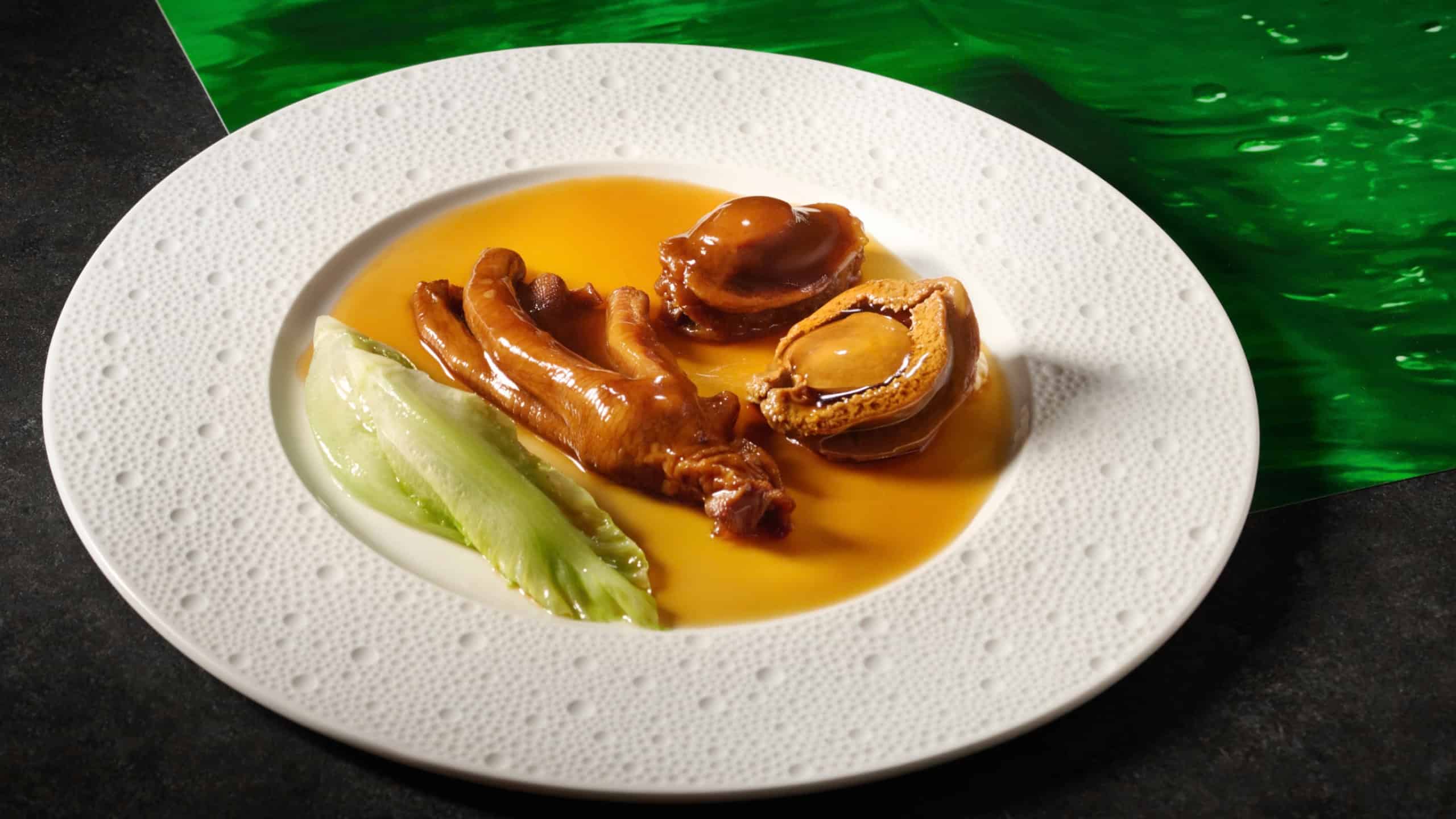 Cuisine Cuisine Chef Lau Signature Dishes Braised South African Premium Abalone and Abalone-shaped Pomelo Peel