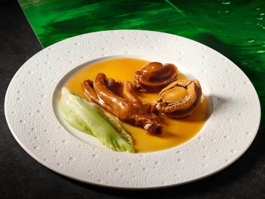 Cuisine Cuisine Chef Lau Signature Dishes Braised South African Premium Abalone and Abalone-shaped Pomelo Peel